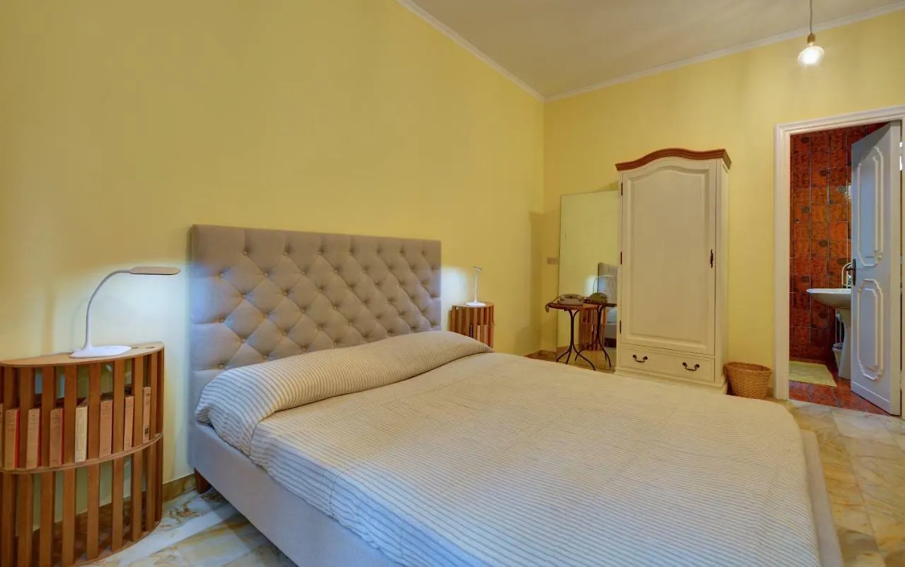B&B La Rosa Segreta Genoa 3*,