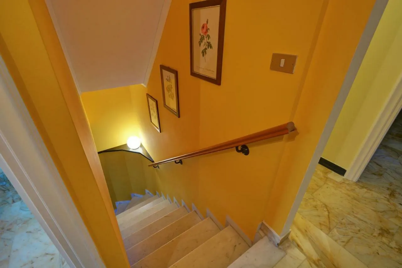 B&B La Rosa Segreta Genoa 3*,